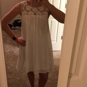 Trixxi Dress w Lace Detail